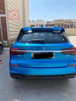 ئێم جی RX5